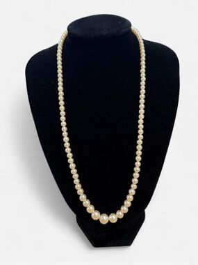 Vintage Ivory Faux Pearl Strand Necklace with fish hook clasp